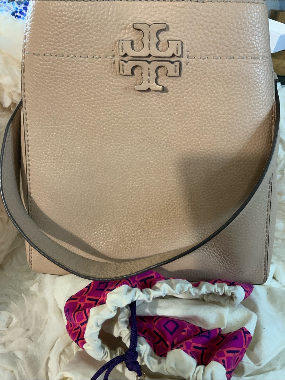 Tory Burch Pebbled Leather Crossbody in Light Taupe